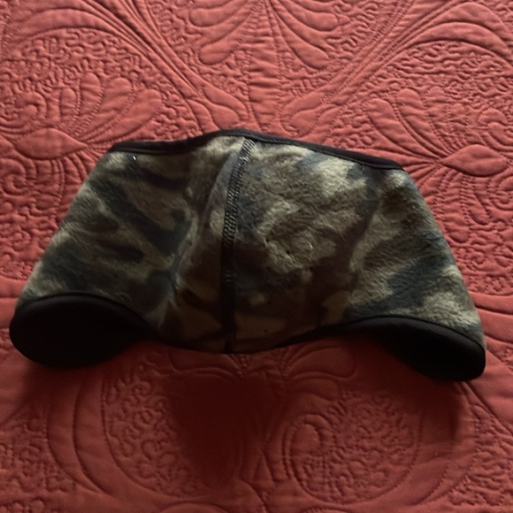 2 “gaitors” - camo & grey - NEVER USED - Picture 6 of 9